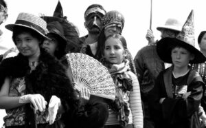 Lire la suite à propos de l’article septembre 2026 : reprise des  ateliers théâtre enfants au Bourilhou